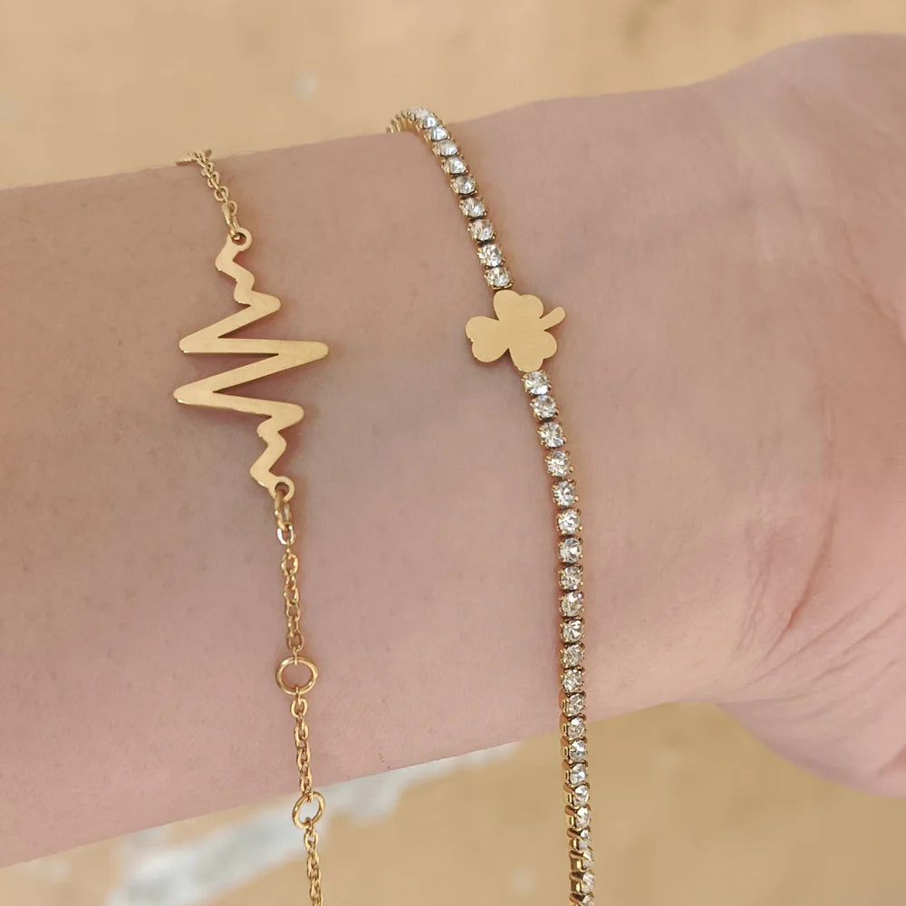 Leaf clover tennis bracelet