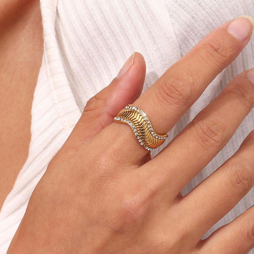 Sparkling Wave Ring