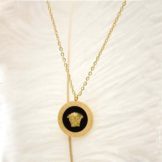 Royal Lady Pendant - Black