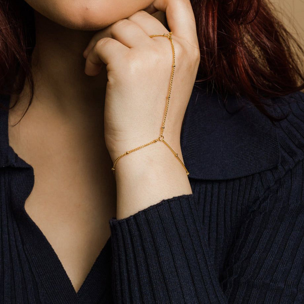 Dotted Hand & Finger chain Bracelet