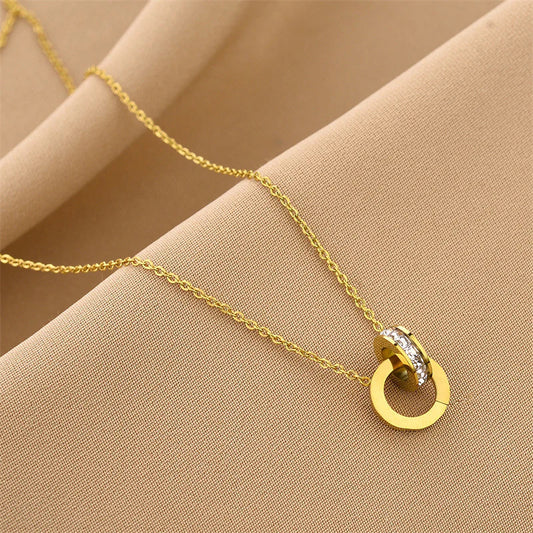Interlocking pendant