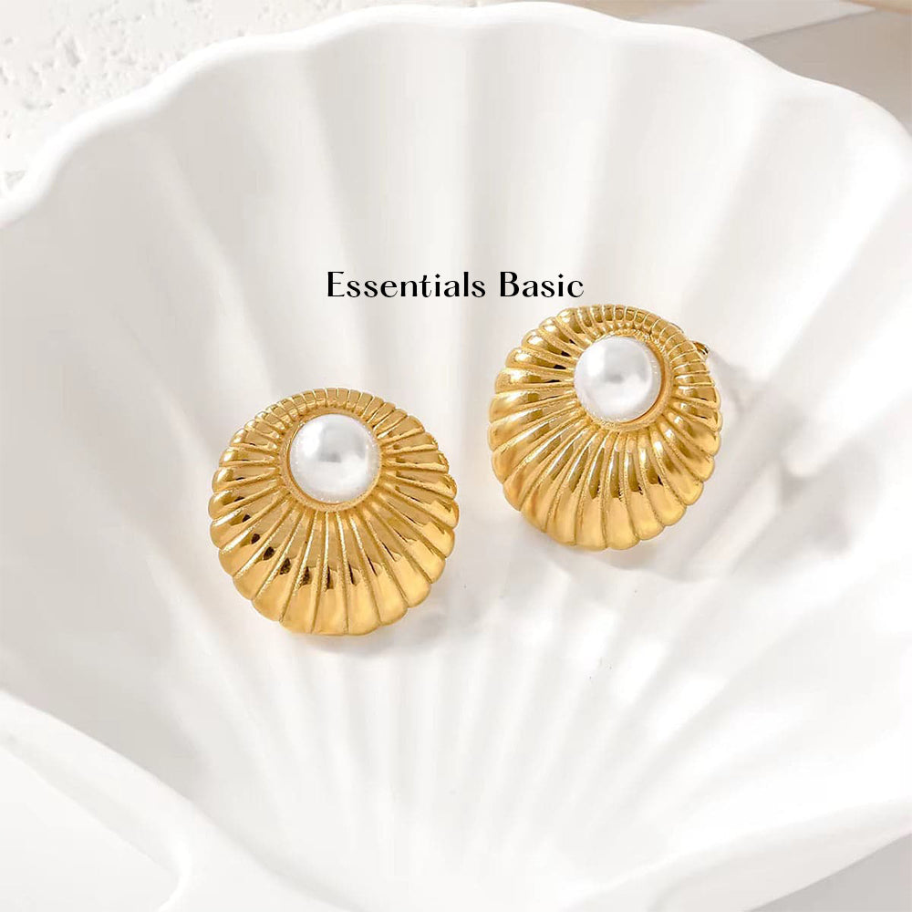 Shell Pearl Earrings