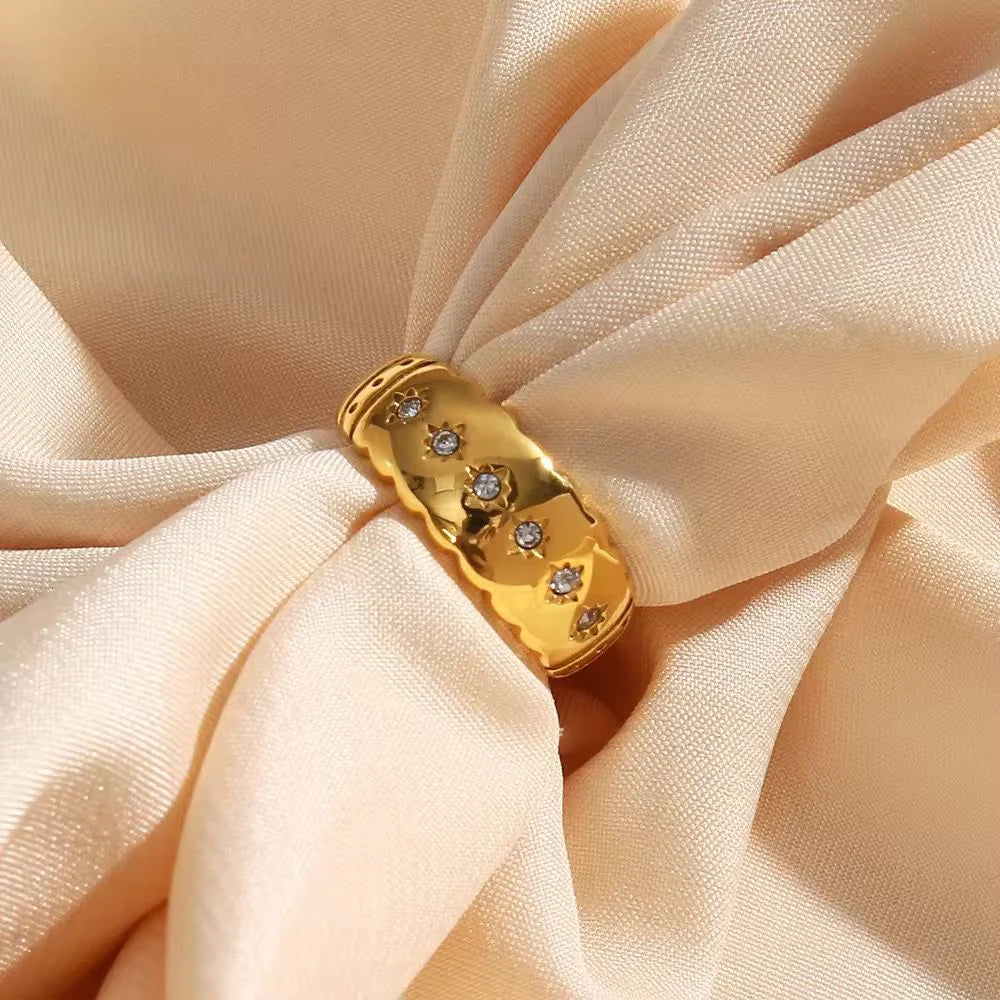 Star Dome Ring