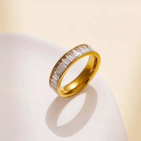 Cubic Zirconia Ring (white)