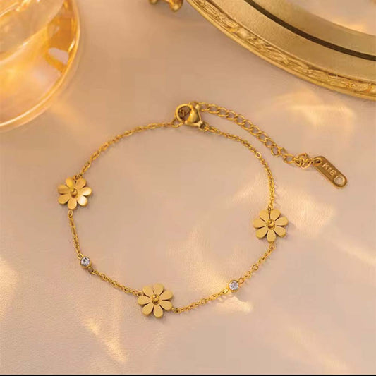 Daisy Flower Bracelet