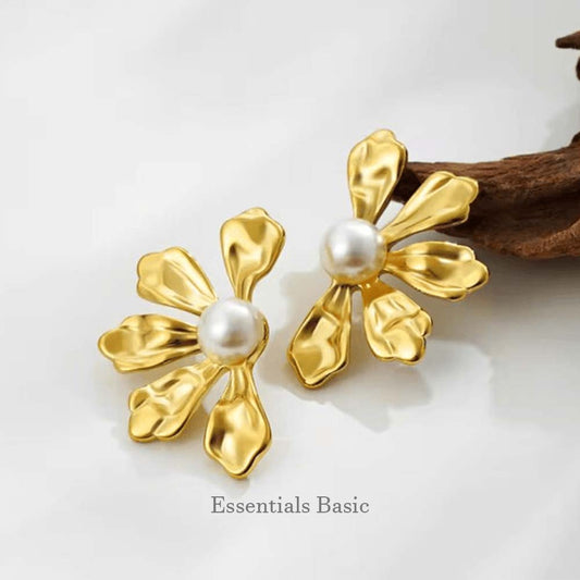 Pearl Flora Earrings