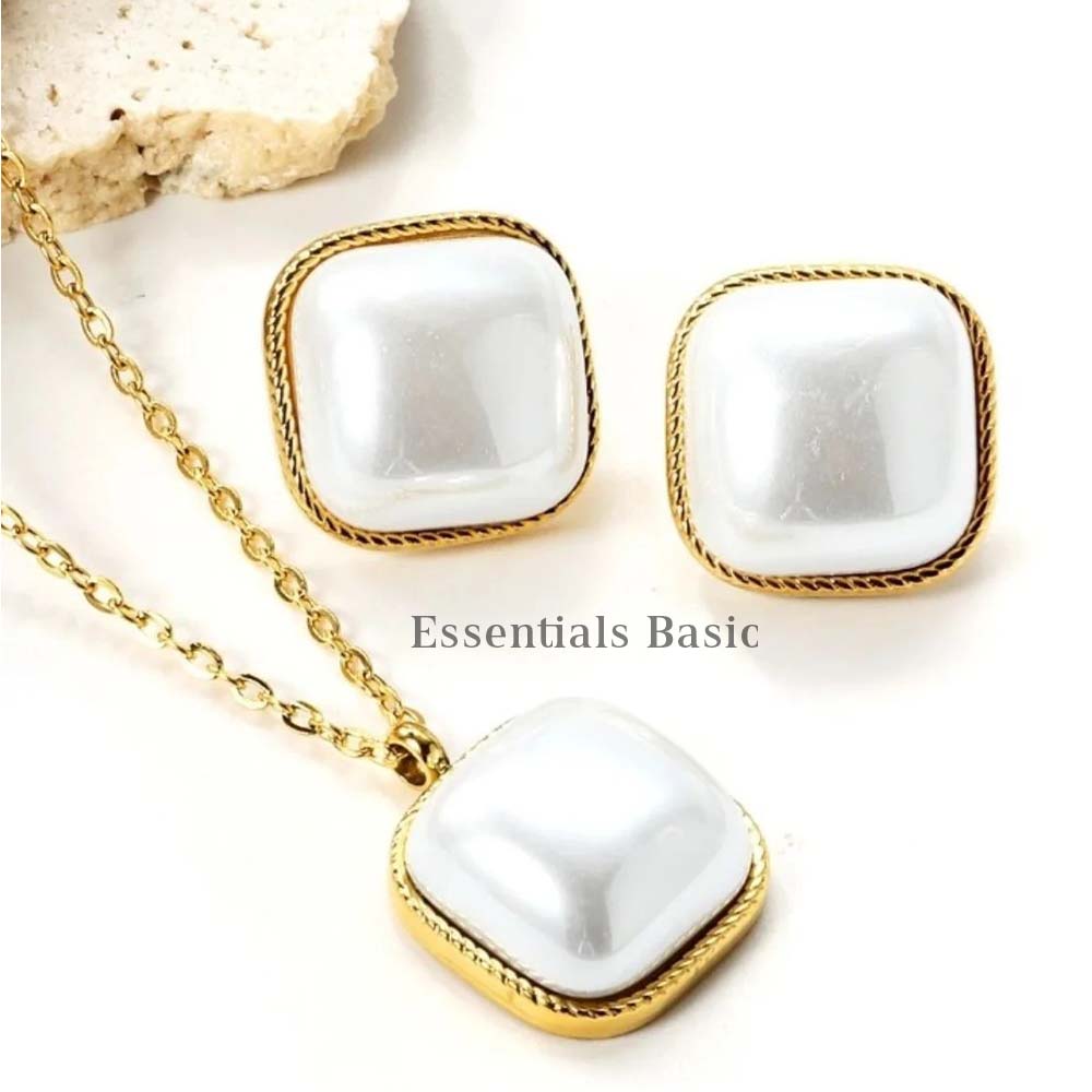 White Pearls Set