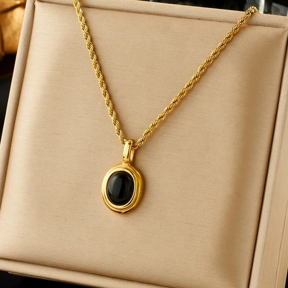 Midnight Majesty Pendant