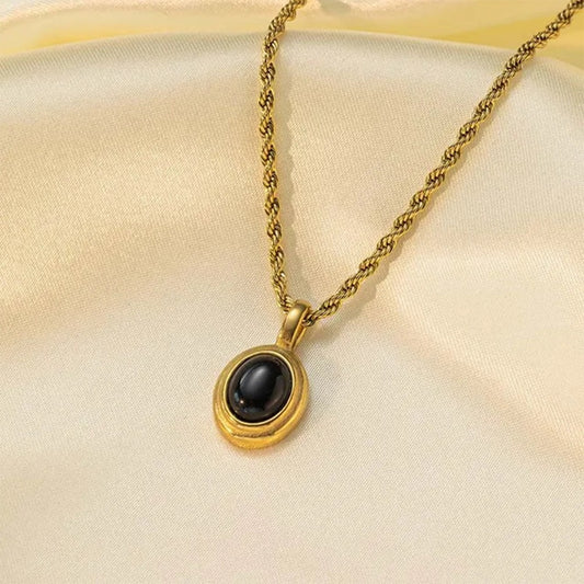 Midnight Majesty Pendant